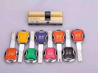 图 成都崇州哪里有好点的开锁师傅,服务态度好,收费不高 成都开锁换锁