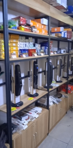 鄱阳居安锁店/开锁修锁换锁锁芯配钥匙