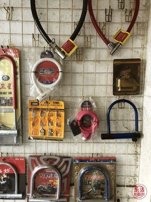 隐匿在小巷的修锁店，坚守着全衢州人最初的“匠人”信仰