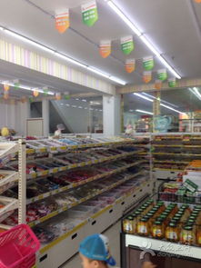 查理工厂零食休闲吧胜山西路店锁店，区域零食消费格局或将调整